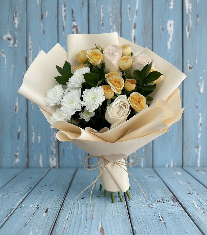 Букет цветов из: Розы и Хризантемы в Хрустальный