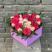 Цветочная композиция из Розы в коробке #REPLACE_PRED# Хрустальный