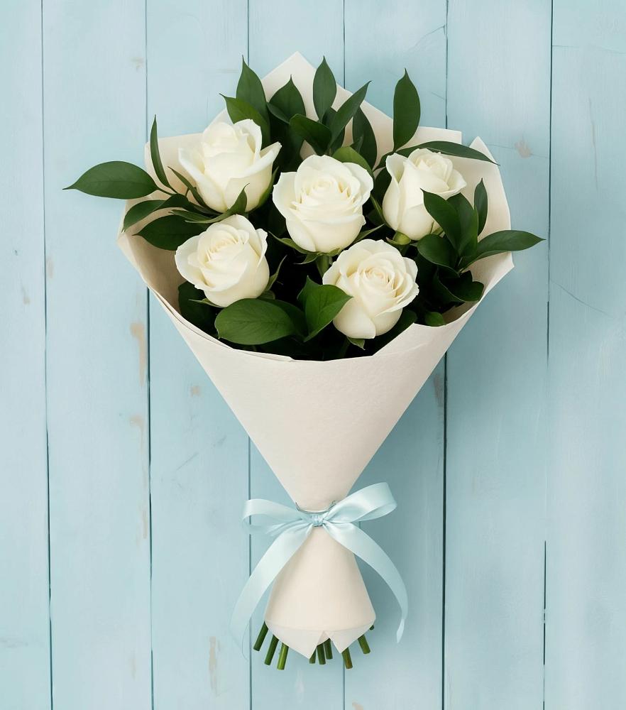 Букет цветов из: Розы в Хрустальный