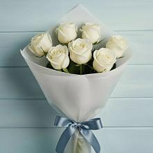 Букет 7 Белых роз Эдлесс Лав в Хрустальный
