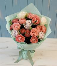 Букет цветов из:  Розы в Хрустальный