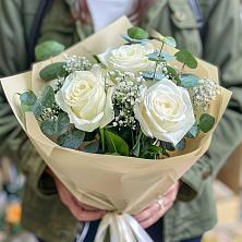 Букет Нежные грёзы в Хрустальный Букет цветов из: Розы в Хрустальный