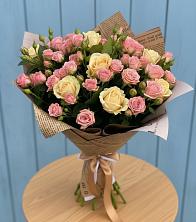 Букет цветов из:  Розы в Хрустальный