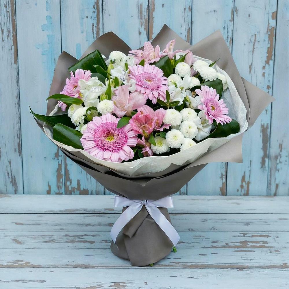 Букет цветов из: Герберы, Альстромерии и Хризантемы в Хрустальный