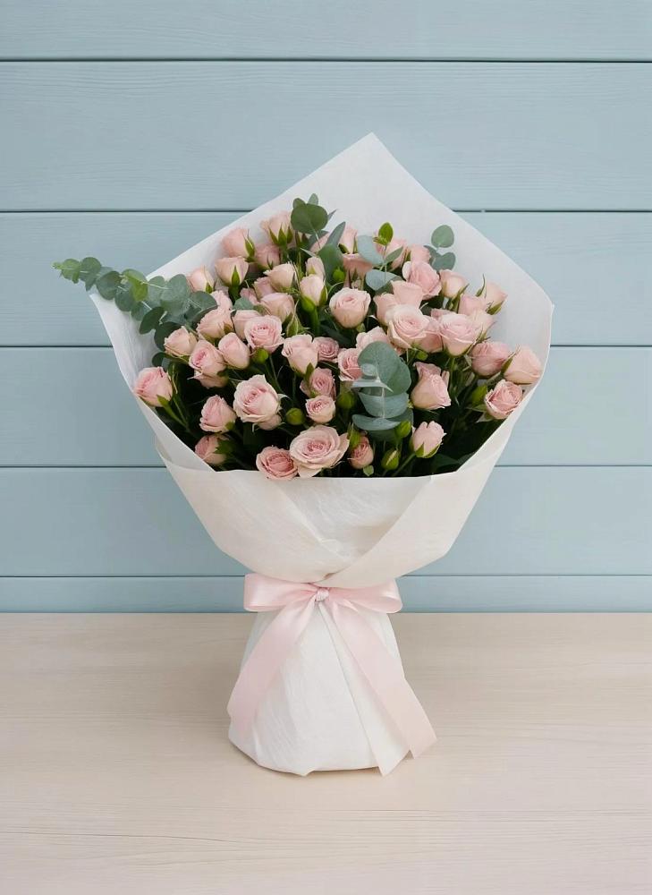 Букет цветов из: Розы в Хрустальный