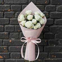 Букет цветов из:  Розы в Хрустальный